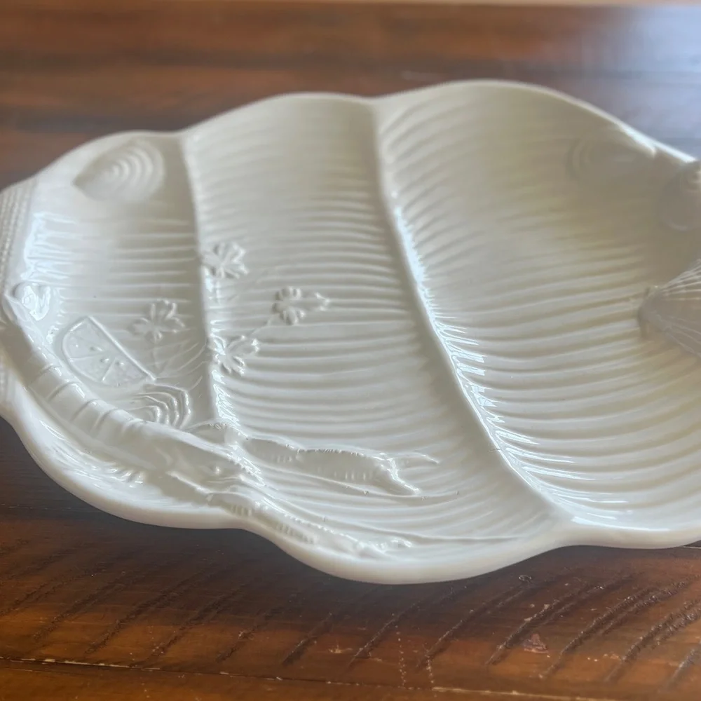 Vintage White Ceramic Conch Shell Seafood 18” x 13” Large Serving Platter